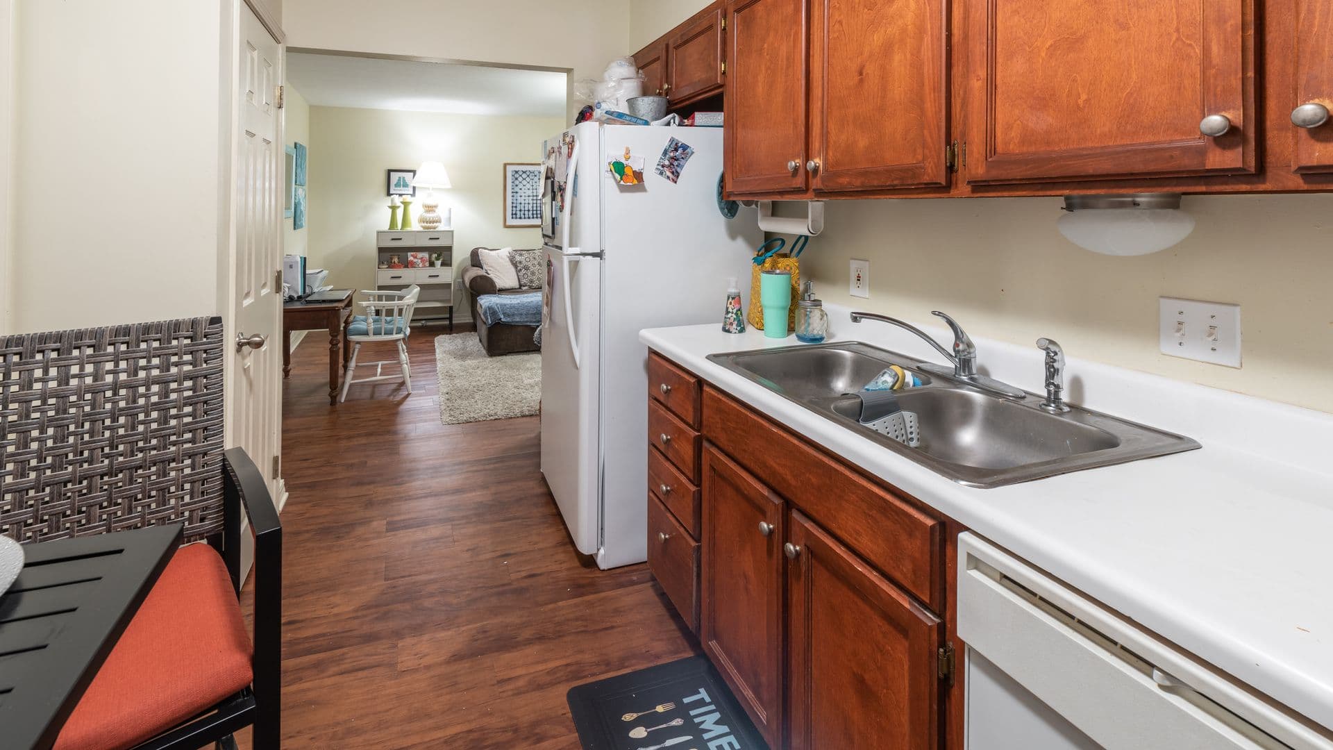 Hattiesburg Apartment: 211 Chevy Chase Drive