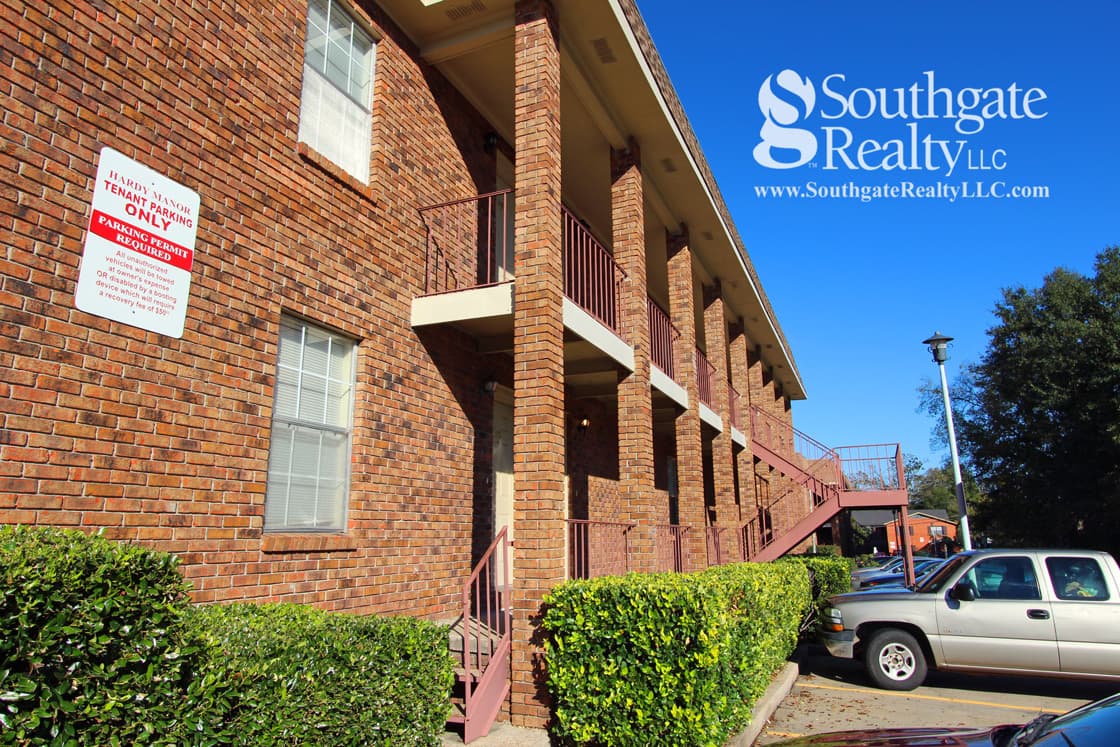 Hattiesburg Apartment: 111 N. 33rd Avenue