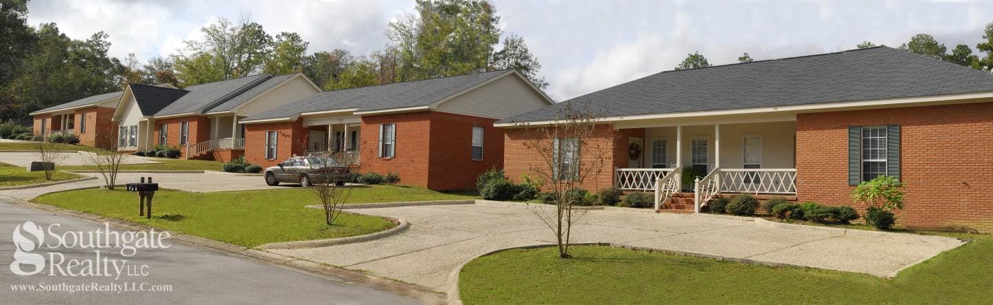 Hattiesburg Apartment: 119 Westminister Drive