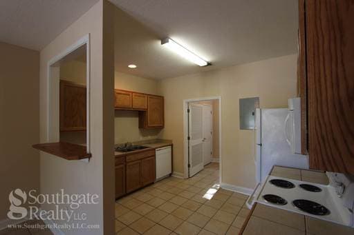 Hattiesburg Apartment: 202 N. 37th Avenue