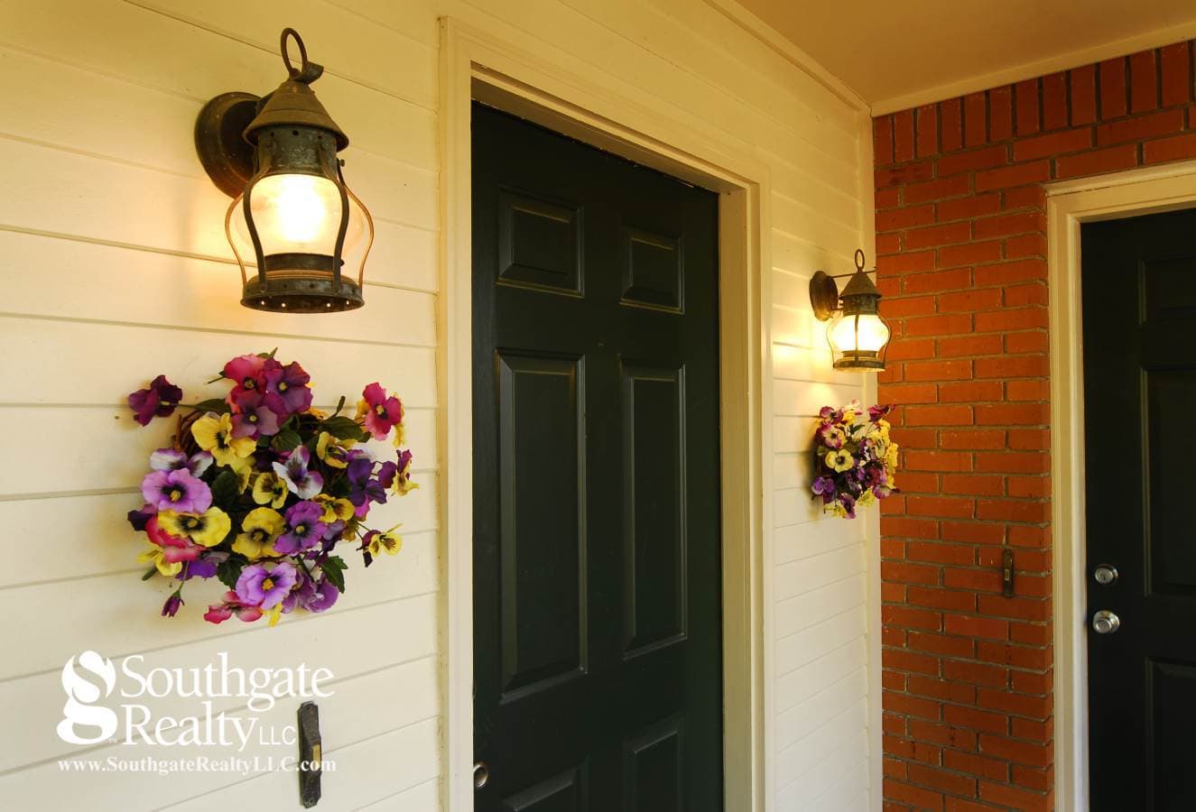 Hattiesburg Apartment: 119 Westminister Drive
