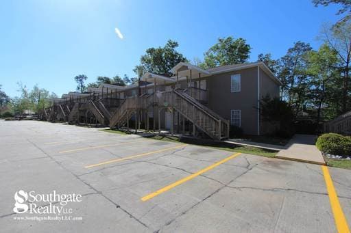 Hattiesburg Apartment: 202 N. 37th Avenue