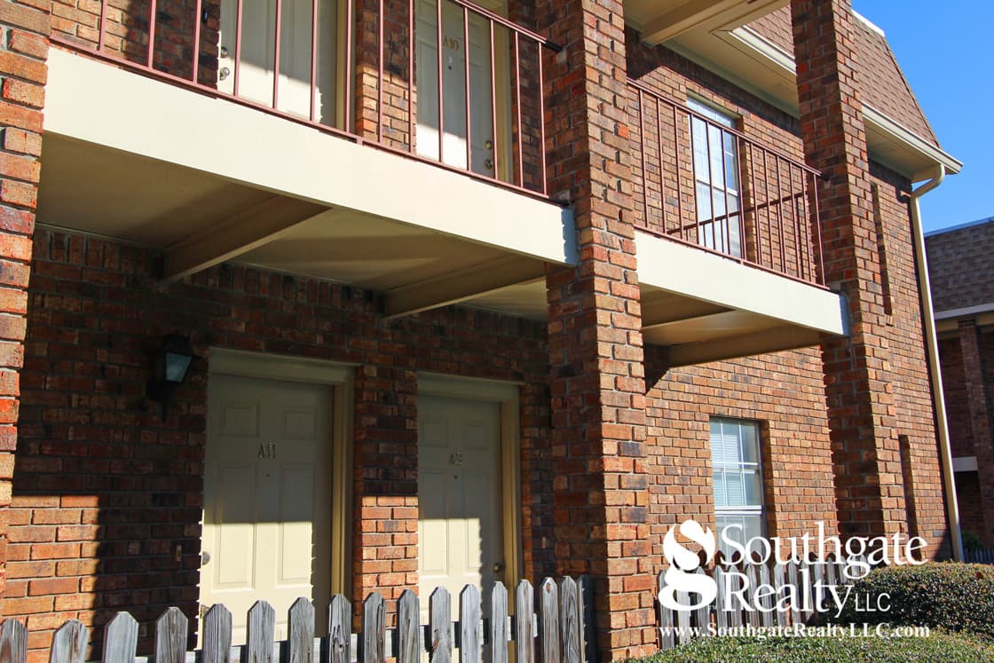 Hattiesburg Apartment: 111 N. 33rd Avenue