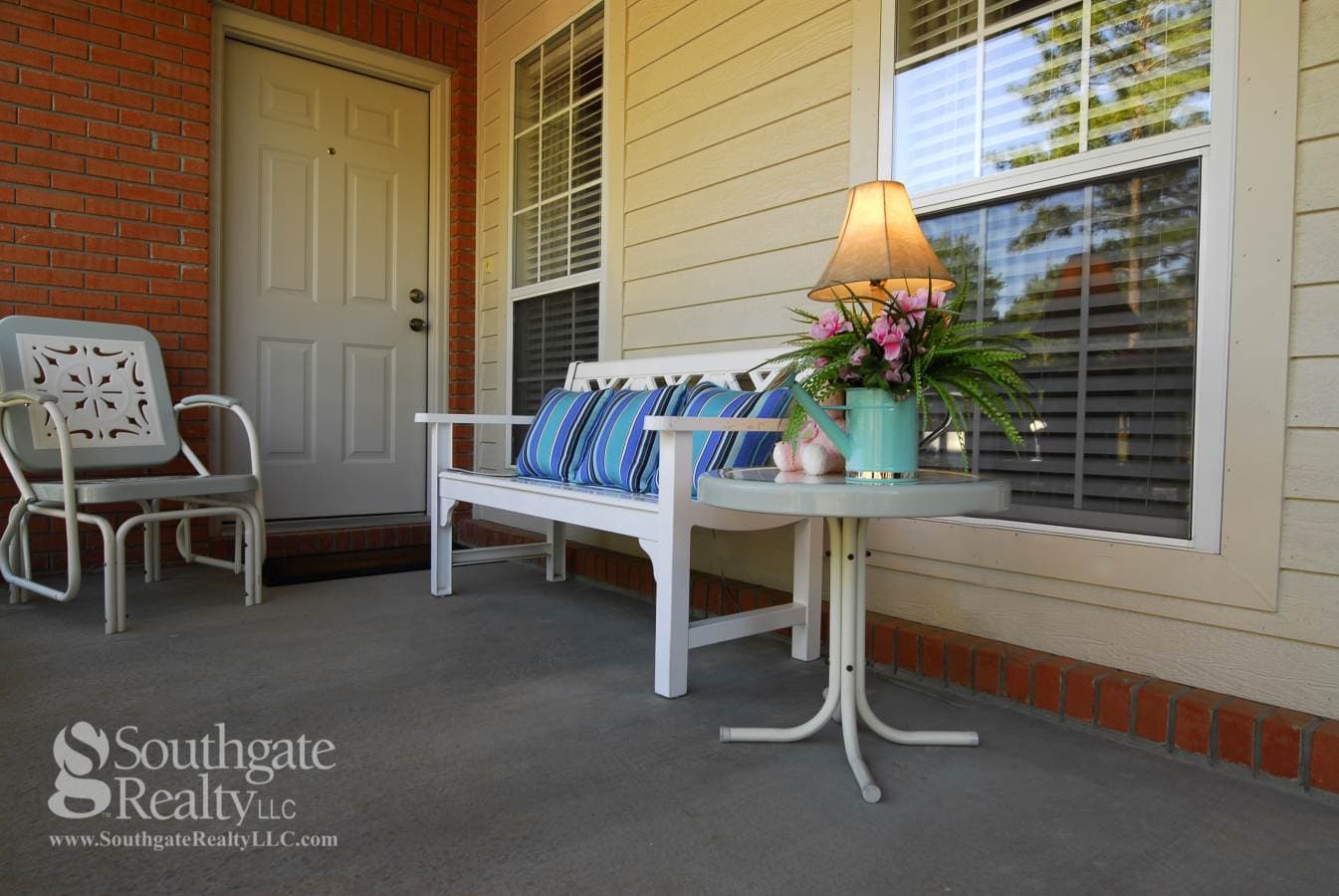 Hattiesburg Apartment: 119 Westminister Drive