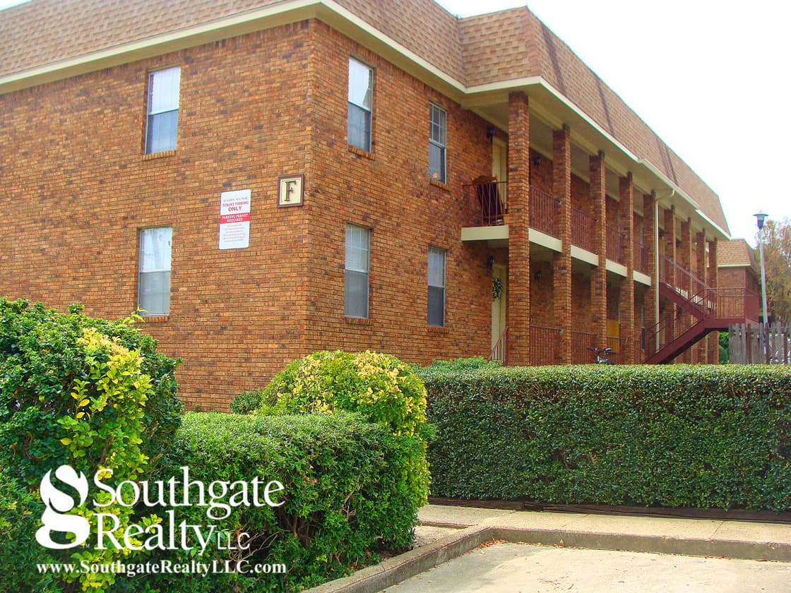 Hattiesburg Apartment: 111 N. 33rd Avenue