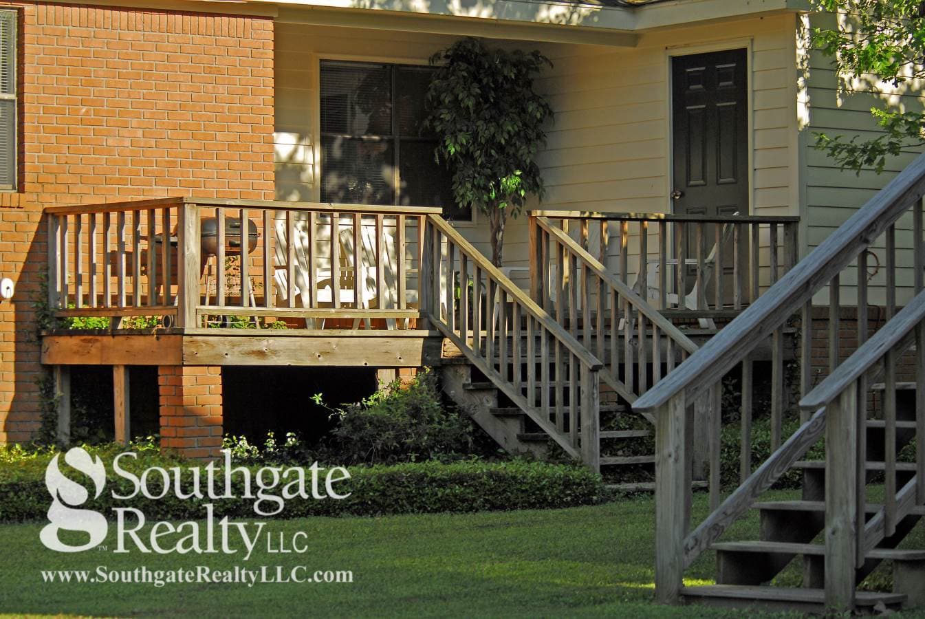Hattiesburg Apartment: 119 Westminister Drive