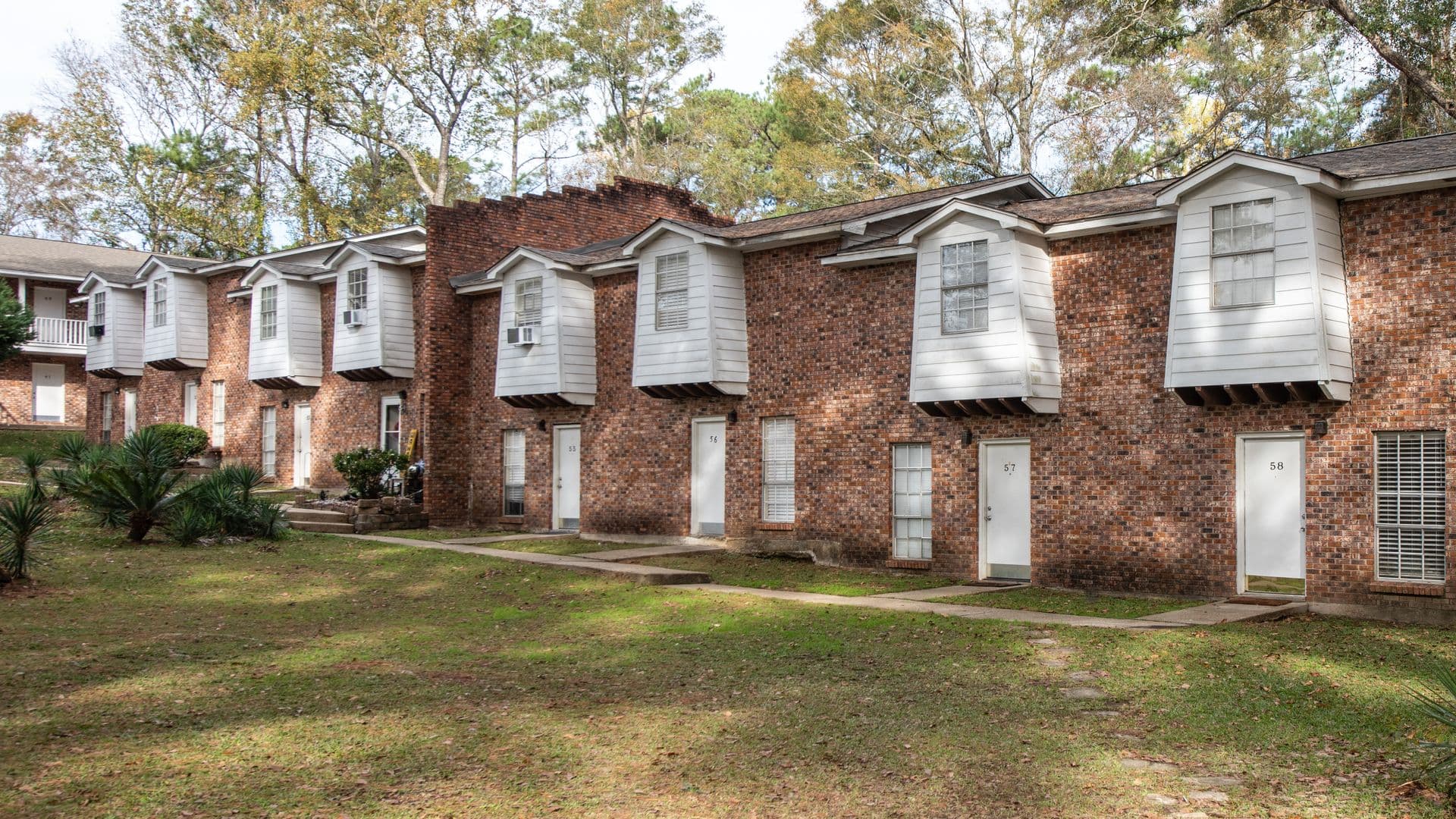 Hattiesburg Apartment: 23 Golf Course Road