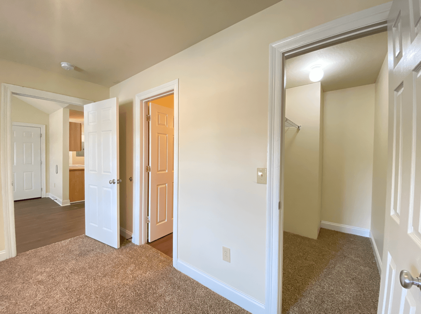 Hattiesburg Apartment: 46 Hillcrest Drive
