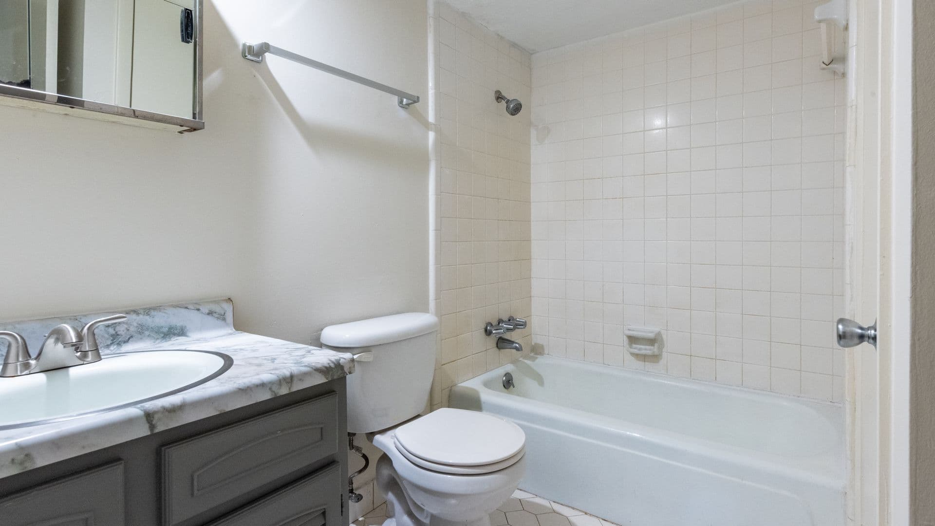 Hattiesburg Apartment: 23 Golf Course Road