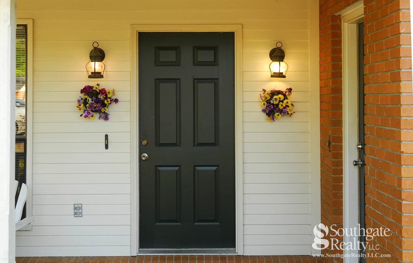 Hattiesburg Apartment: 119 Westminister Drive