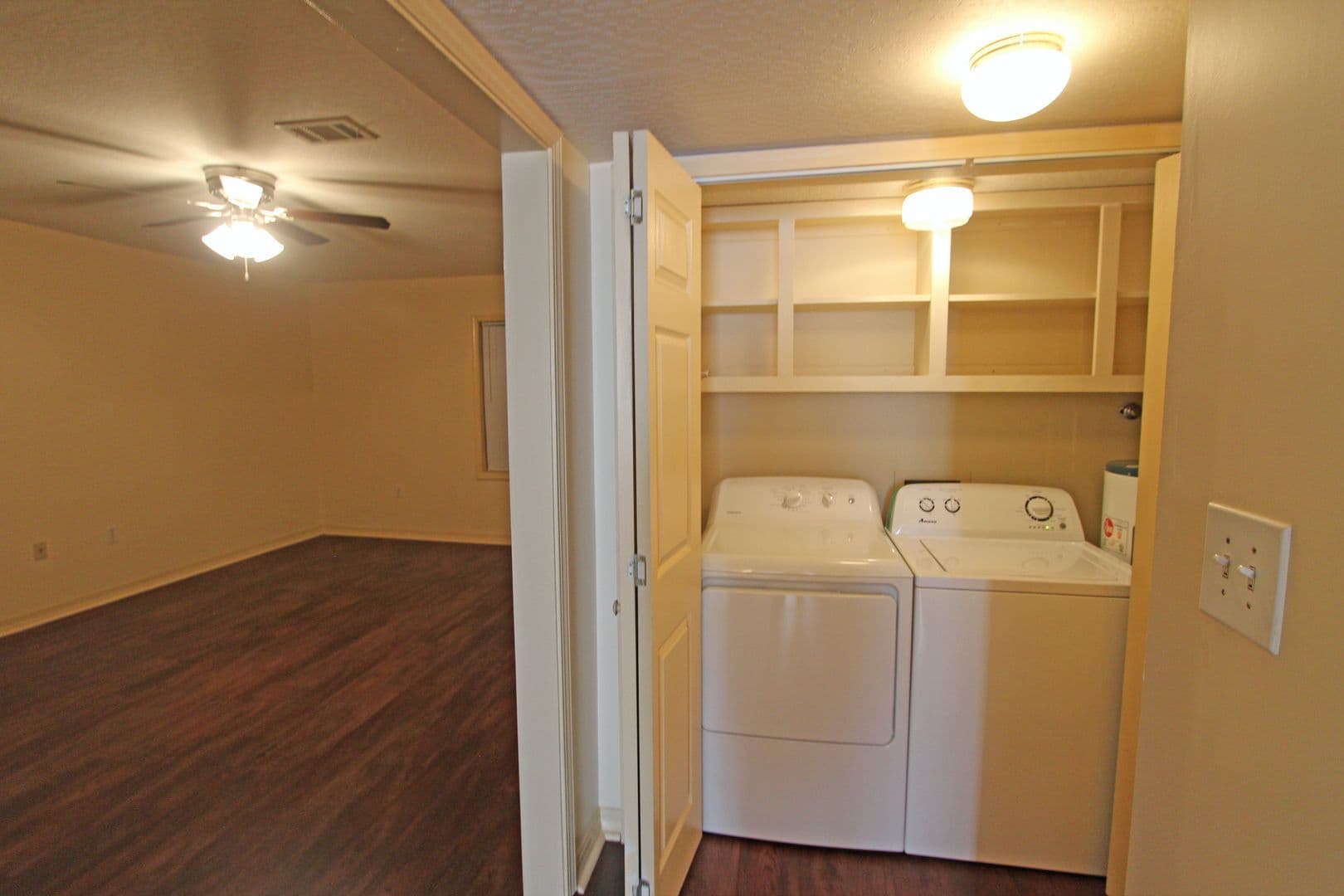 Hattiesburg Apartment: 211 Chevy Chase Drive