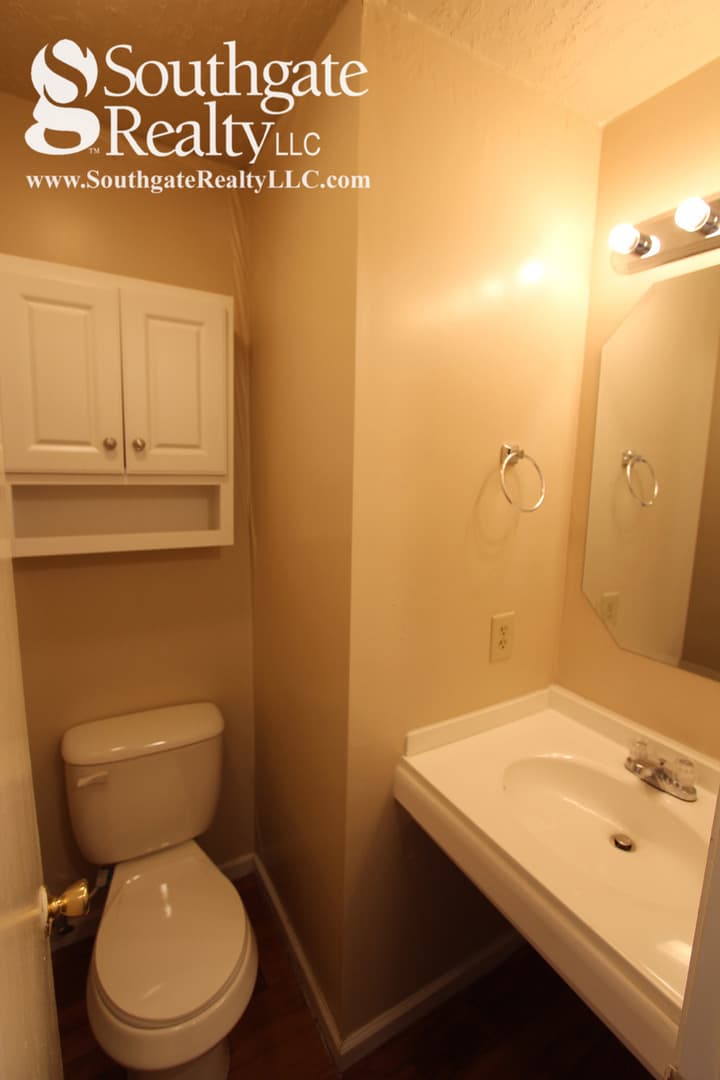 Hattiesburg Apartment: 801 N. 28th Avenue