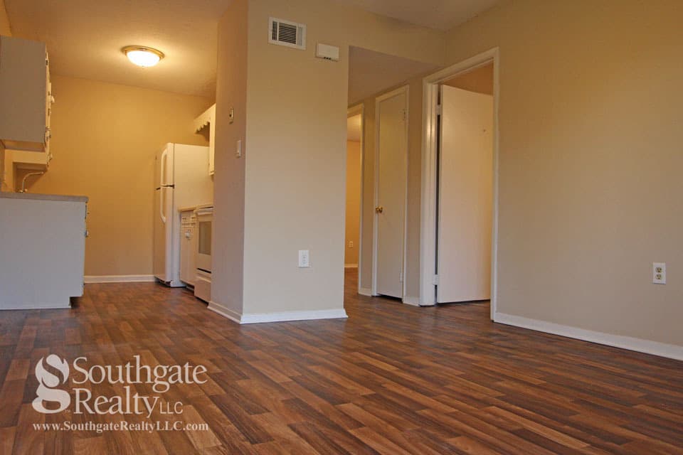 Hattiesburg Apartment: 801 N. 28th Avenue