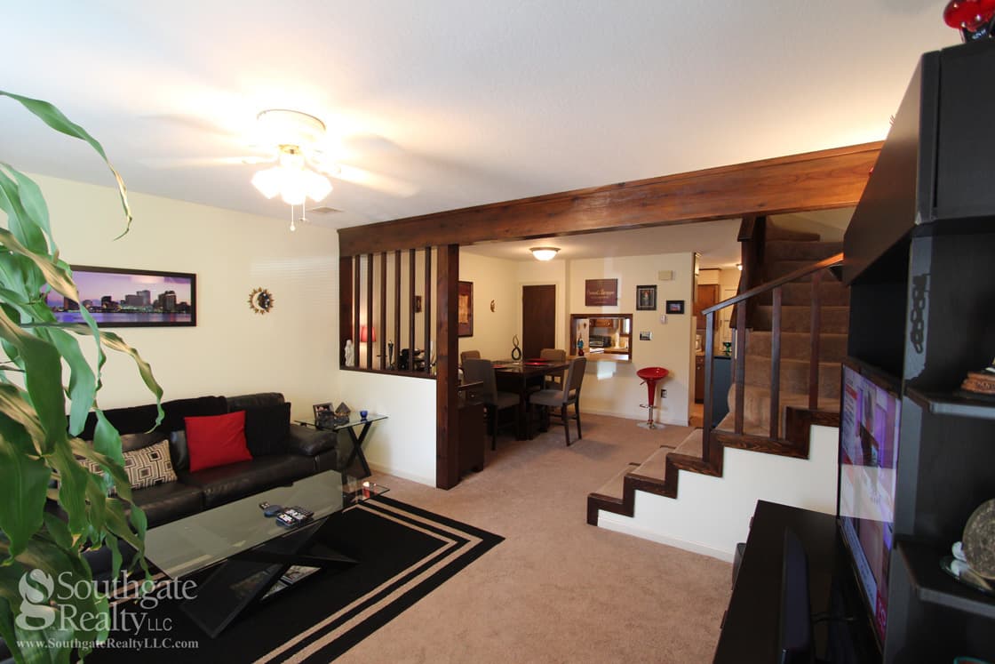 Hattiesburg Apartment: 305 N.39th Ave.