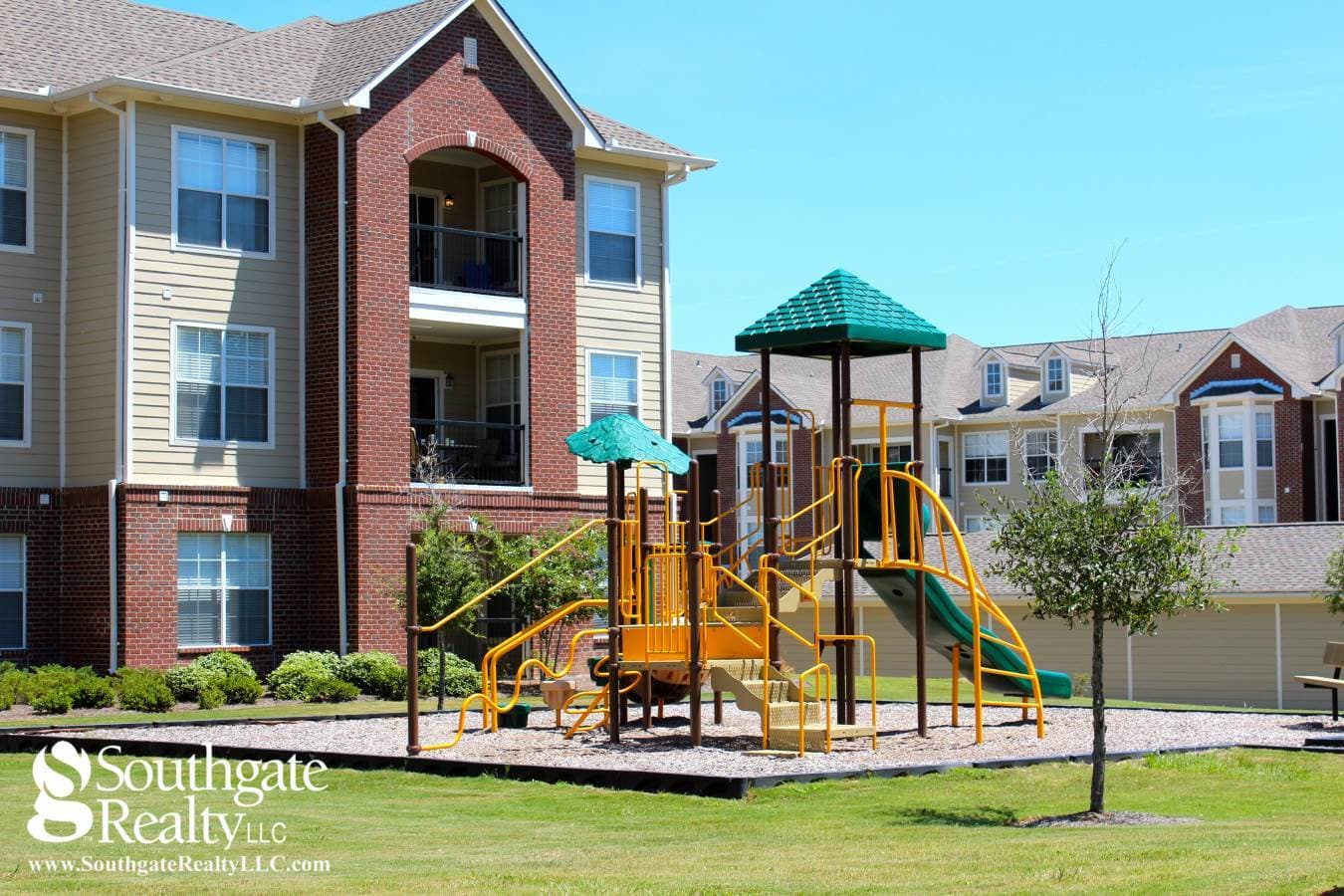 Hattiesburg Apartment: 155 Cross Creek Parkway