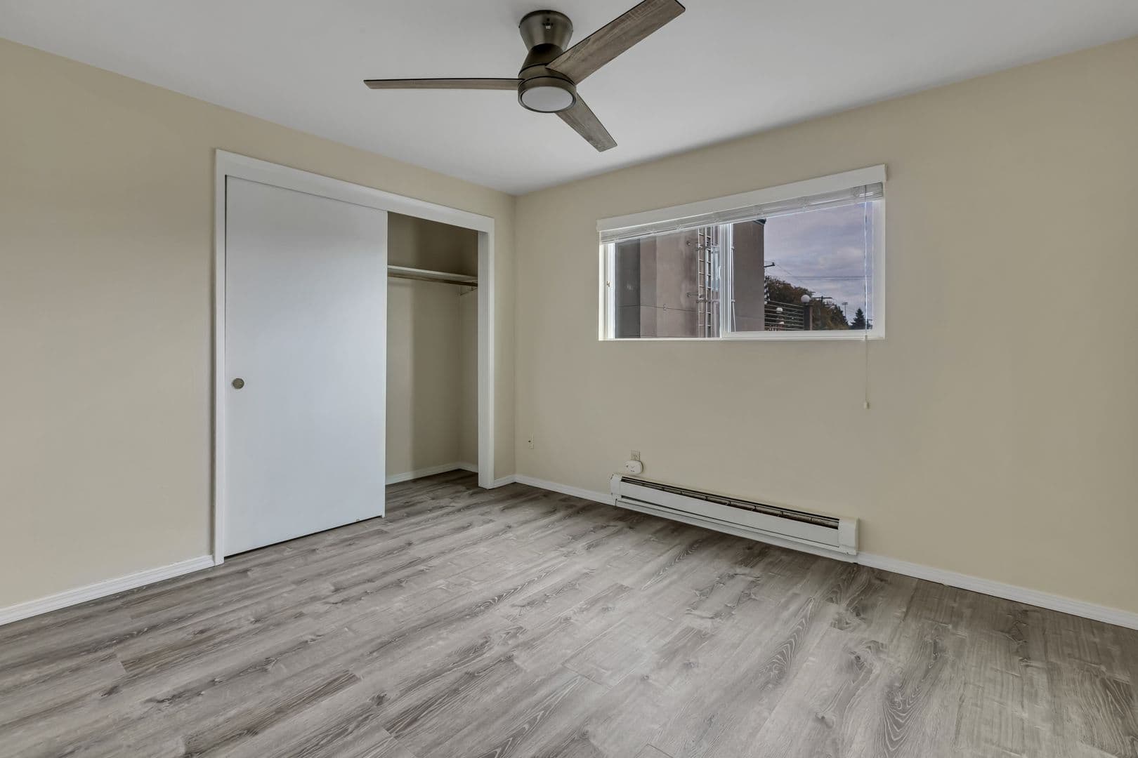 Seattle Apartment: 1519 NW 65th St