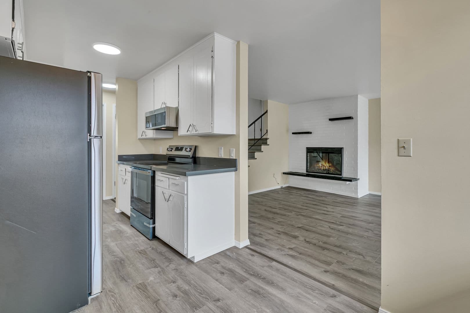 Seattle Apartment: 1519 NW 65th St