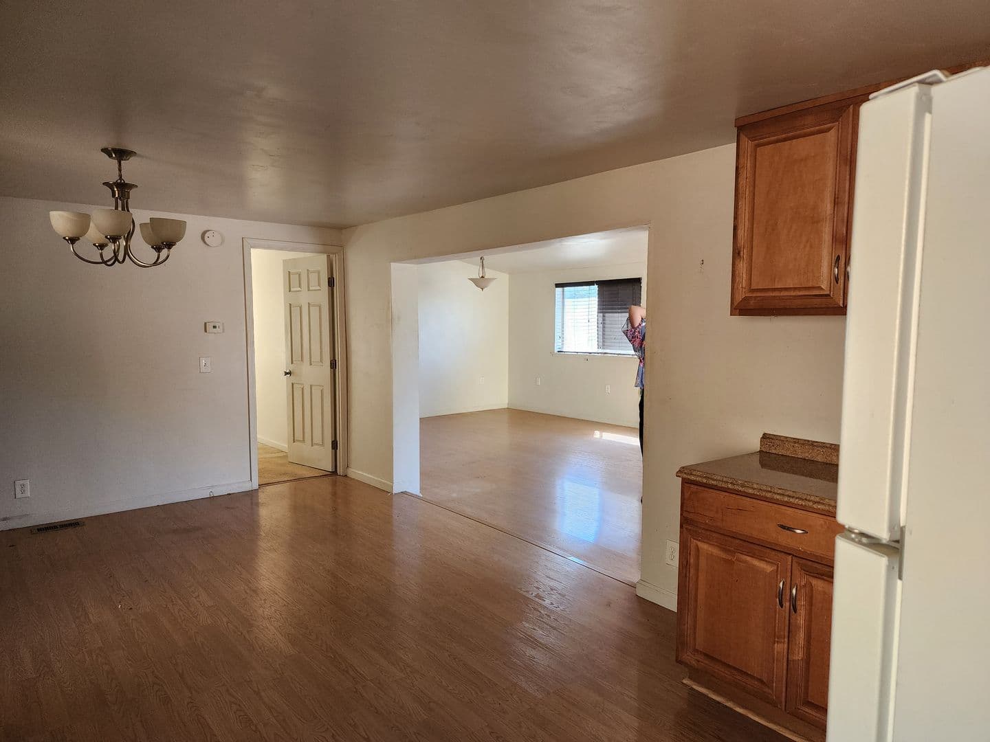 Nice House: 3221 Lee St.