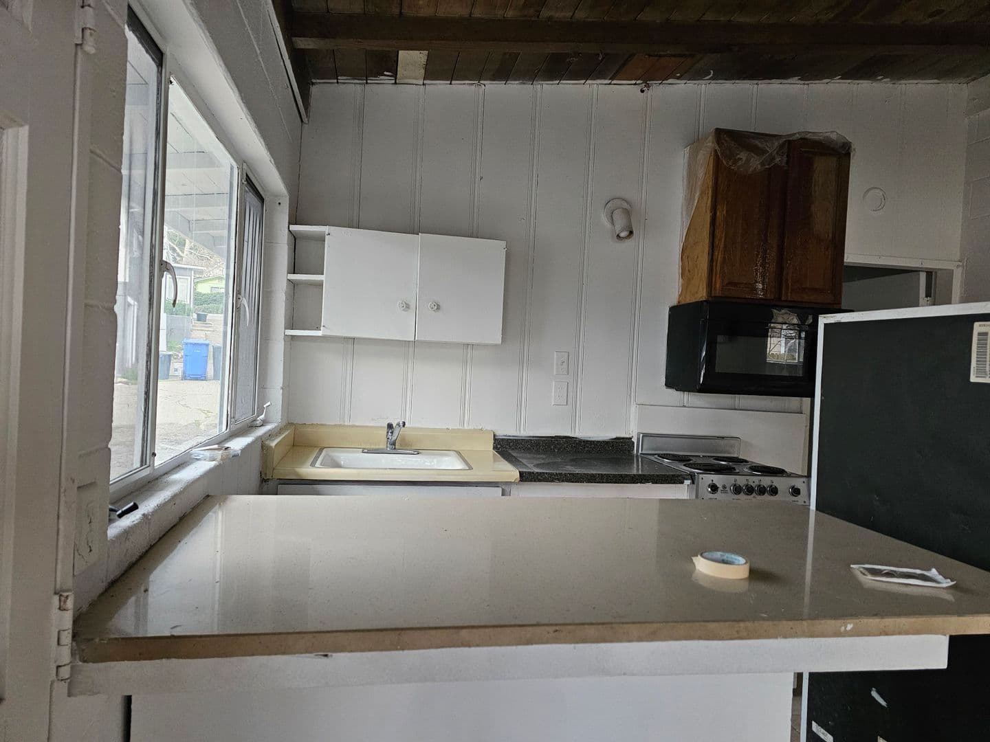 Clearlake House: 13955 Lakeshore Dr. #9