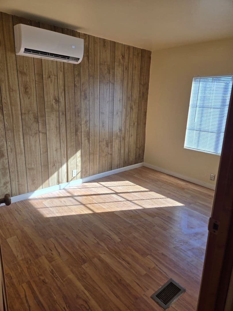 Lucerne House: 6145 2nd  Avenue