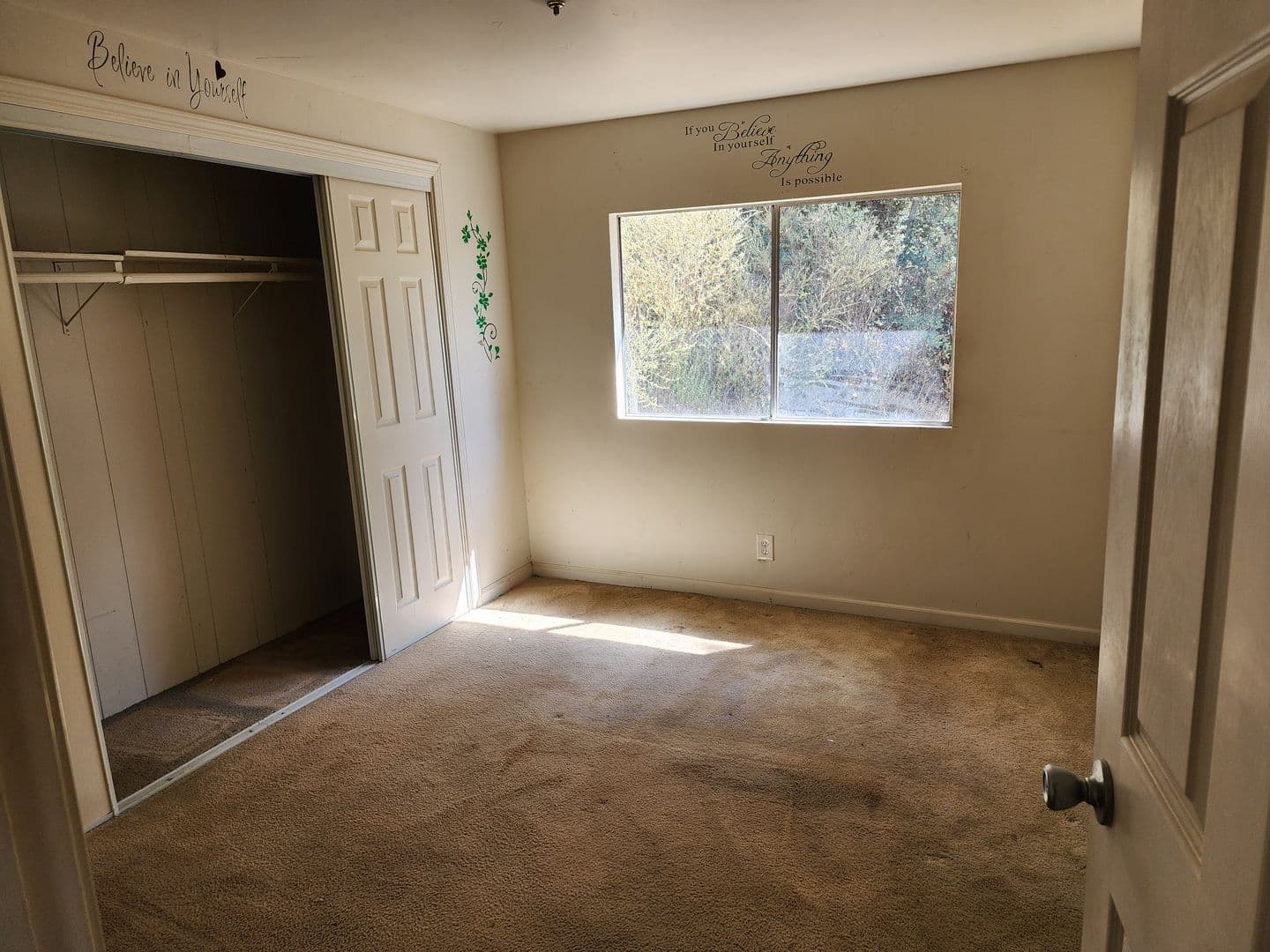 Nice House: 3221 Lee St.