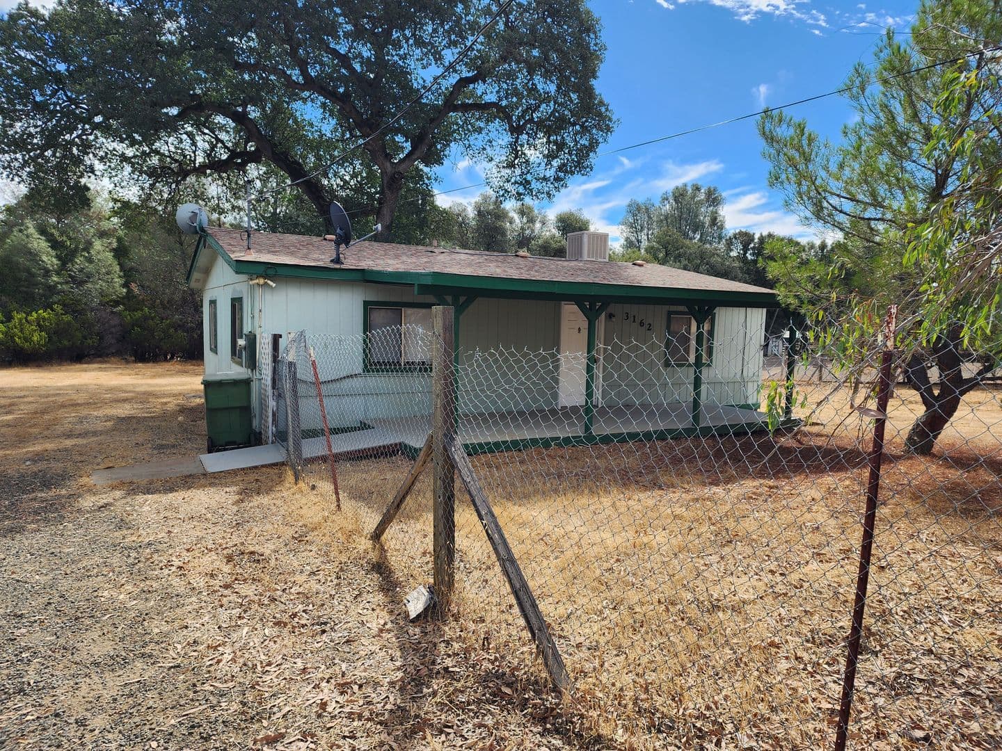 Clearlake Oaks House: 3162 Shasta Rd