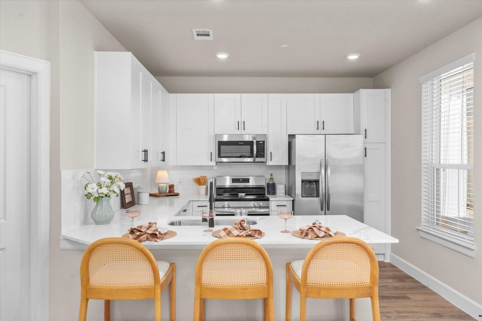 Conroe Apartment: 2422 South Loop 336 West