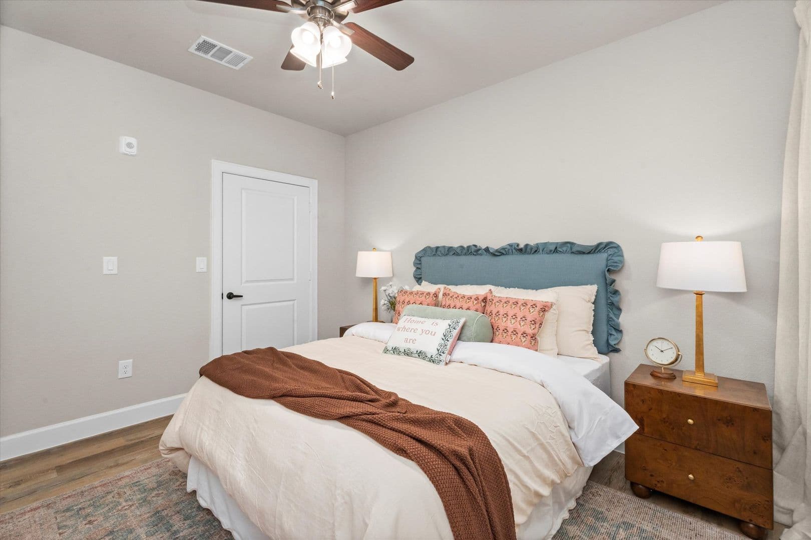 Conroe Apartment: 2422 South Loop 336 West
