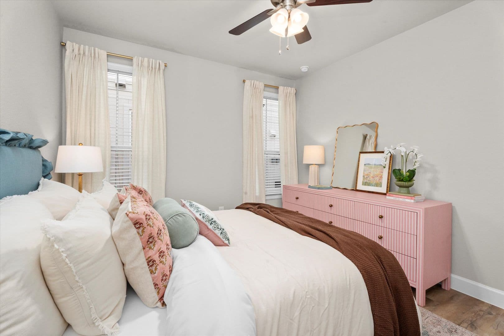 Conroe Apartment: 2422 South Loop 336 West