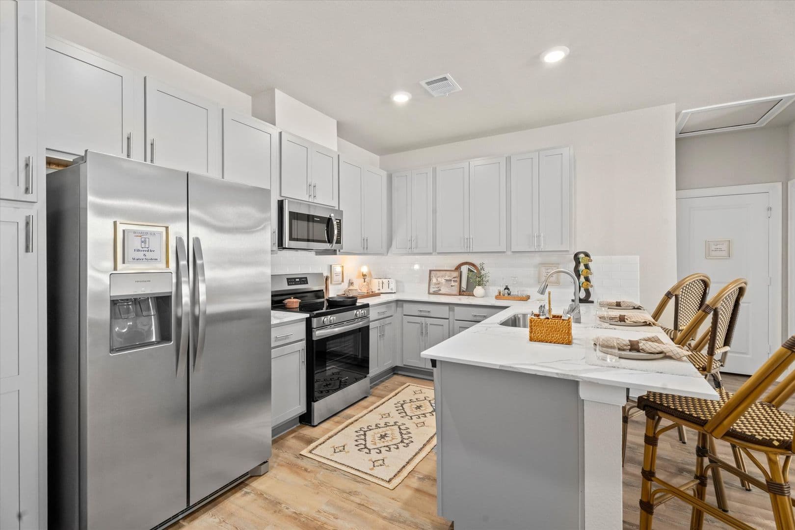 Conroe Apartment: 2422 South Loop 336 West