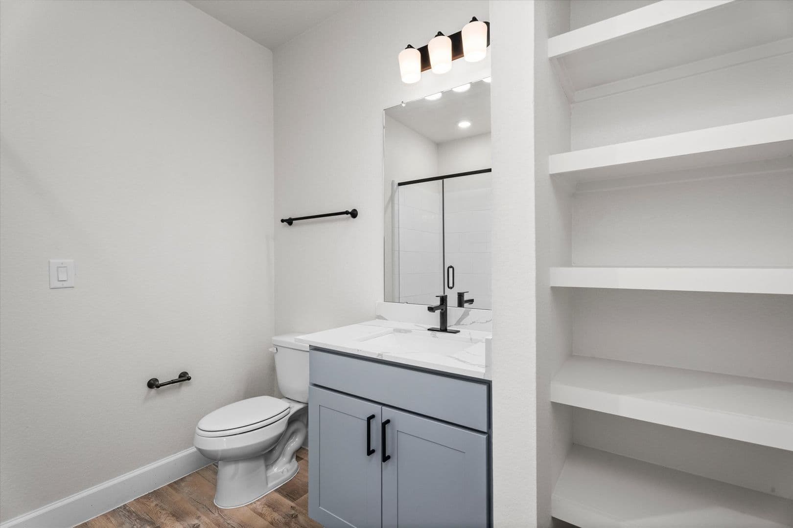 Baytown Apartment: 605 Hunt Rd.