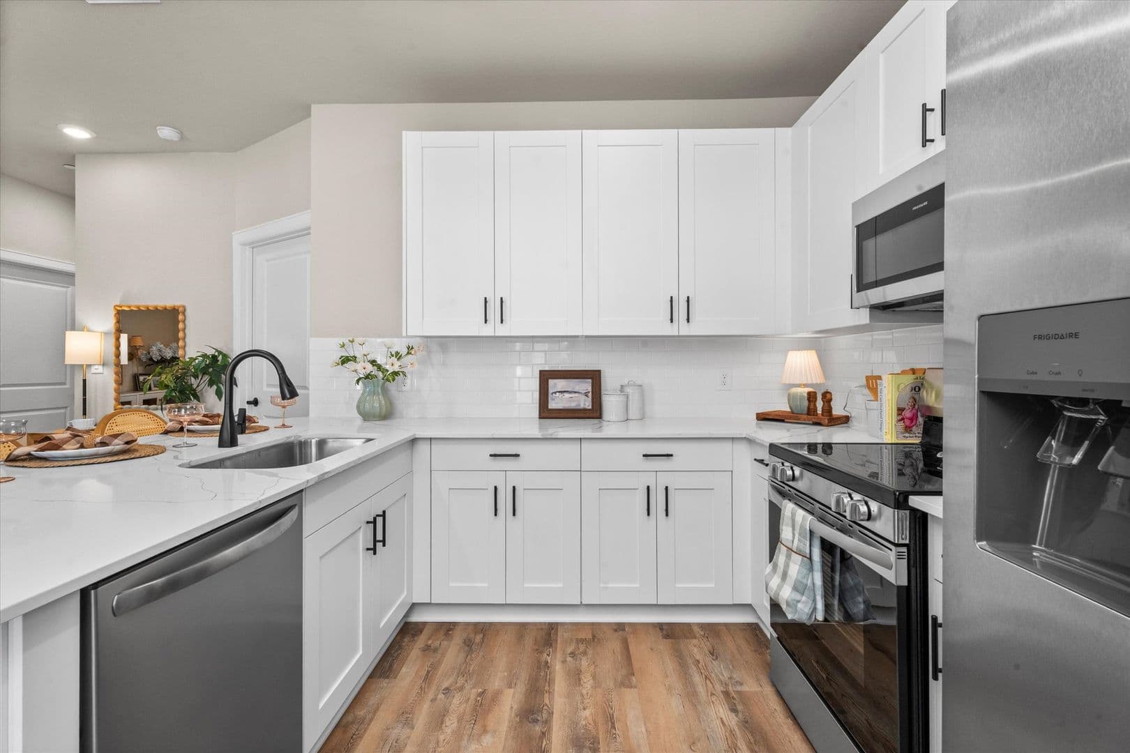 Conroe Apartment: 2422 South Loop 336 West