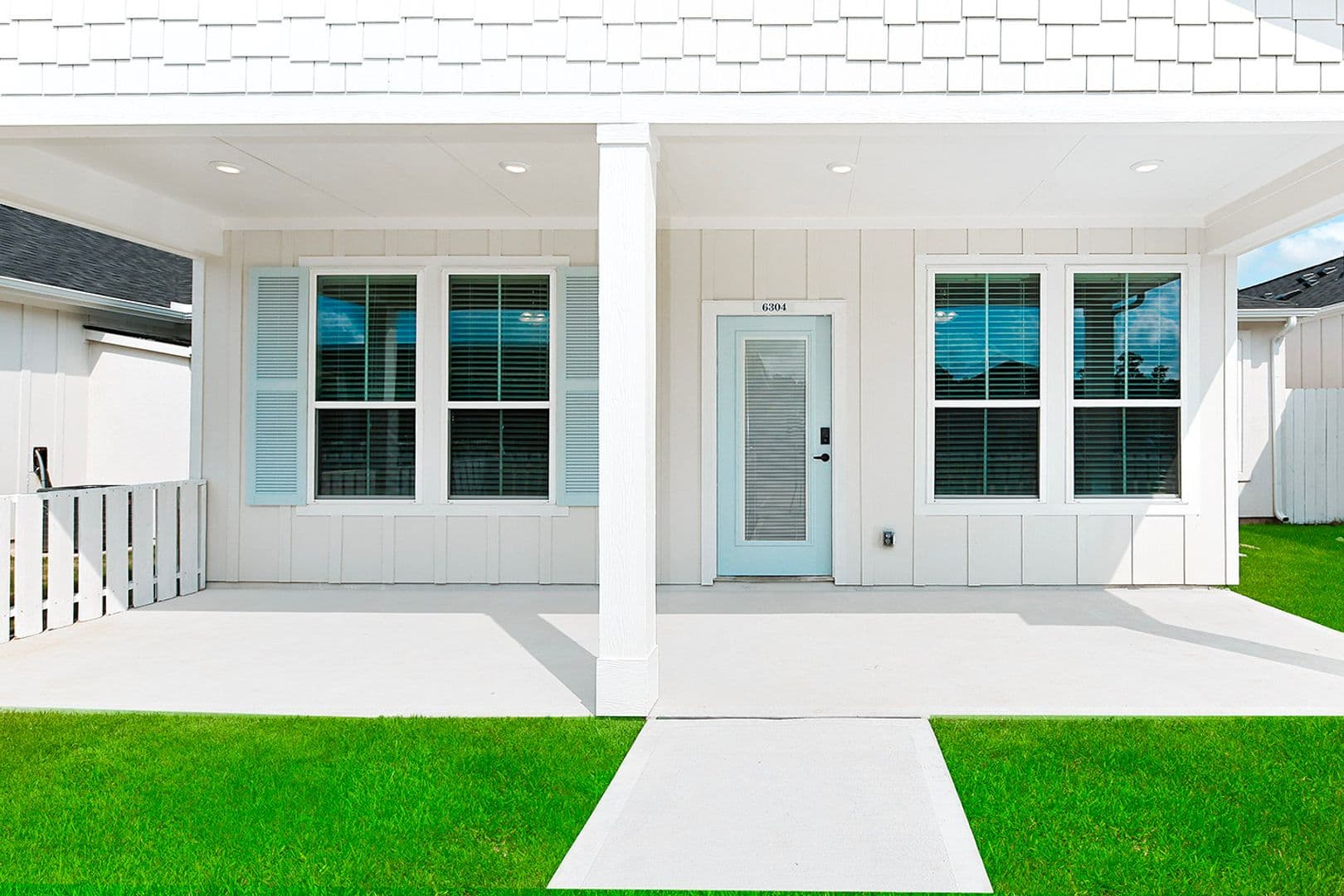 Conroe Apartment: 2422 South Loop 336 West