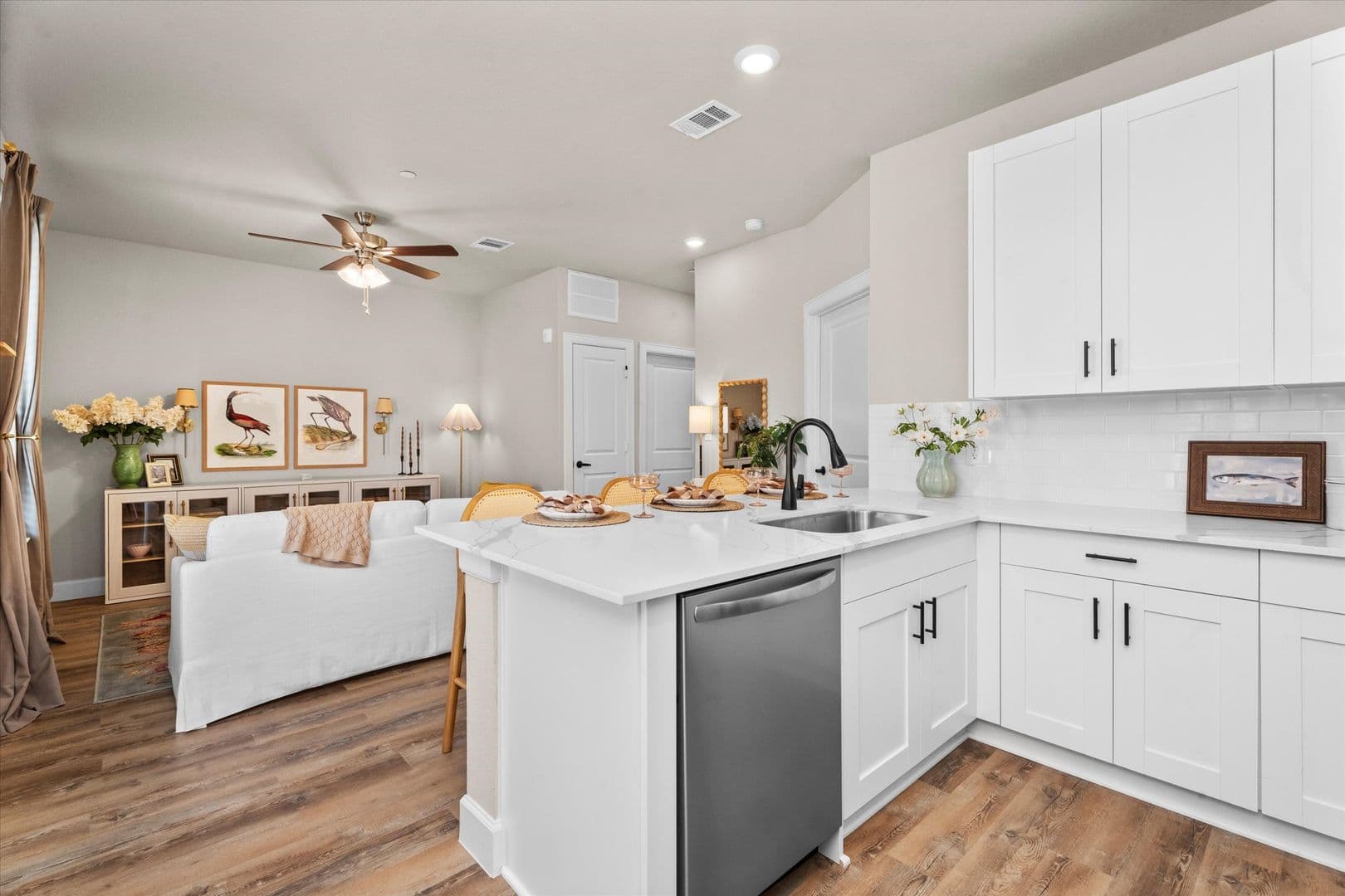 Conroe Apartment: 2422 South Loop 336 West