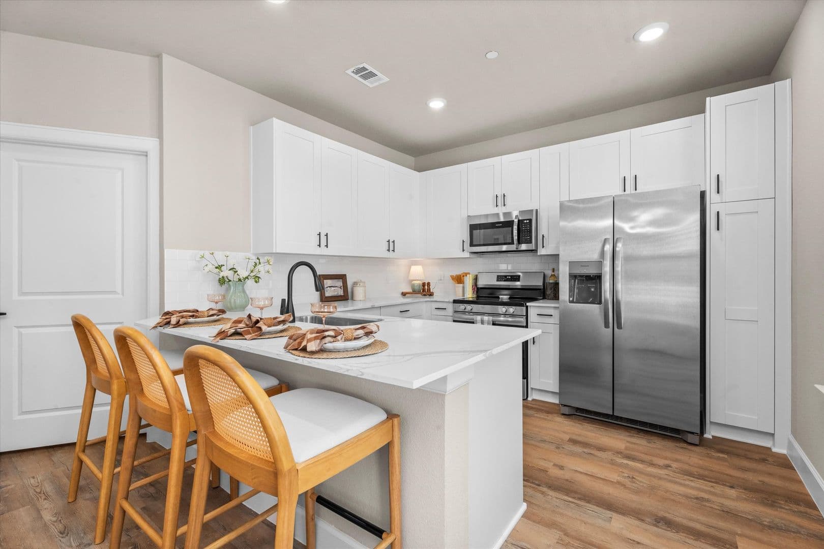 Conroe Apartment: 2422 South Loop 336 West