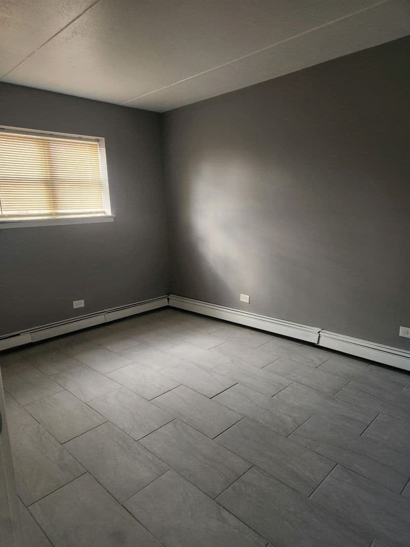 Stickney Apartment: 6921-6925 W Pershing Road