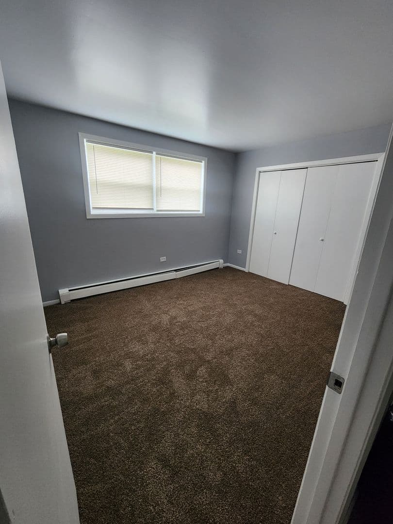 Brookfield Apartment: 8911-8927 Gerritsen