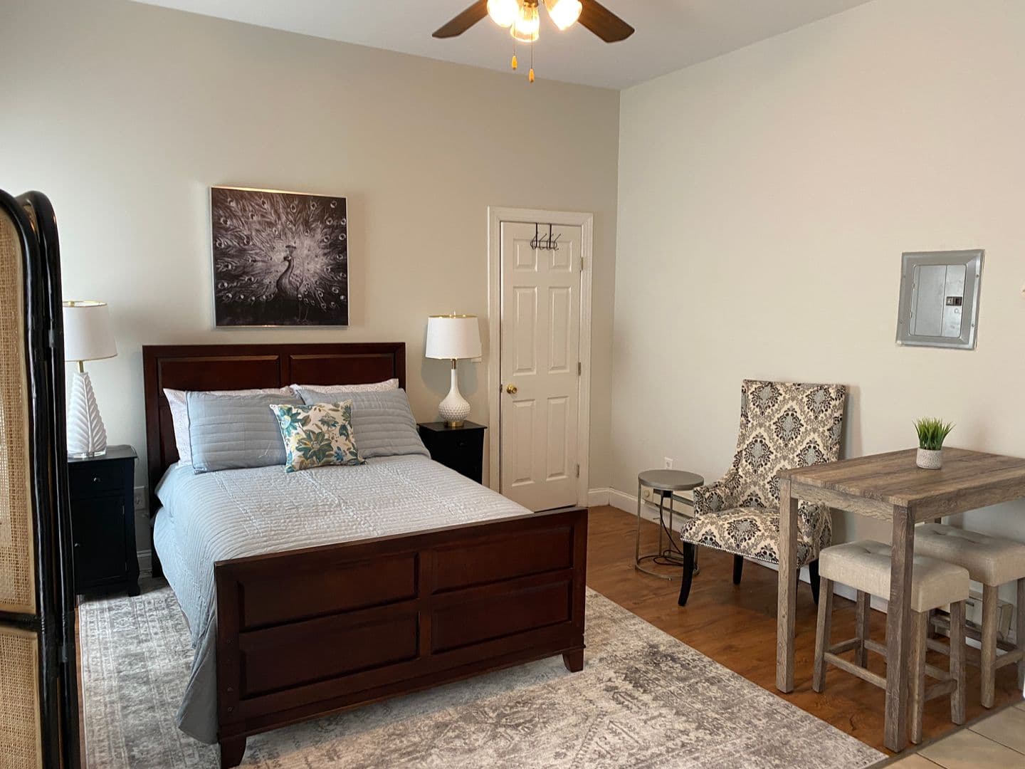 Rochester Apartment: 1100 South Ave