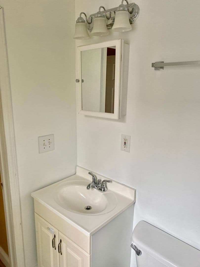 Rochester Apartment: 1100 South Ave