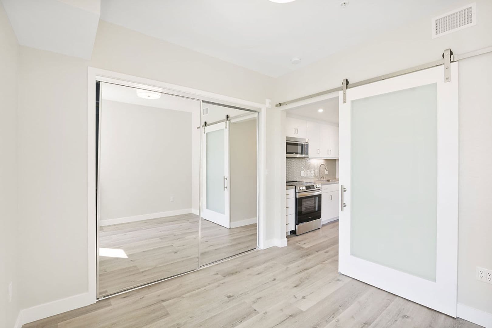 San Diego Apartment: 4222 Georgia Street
