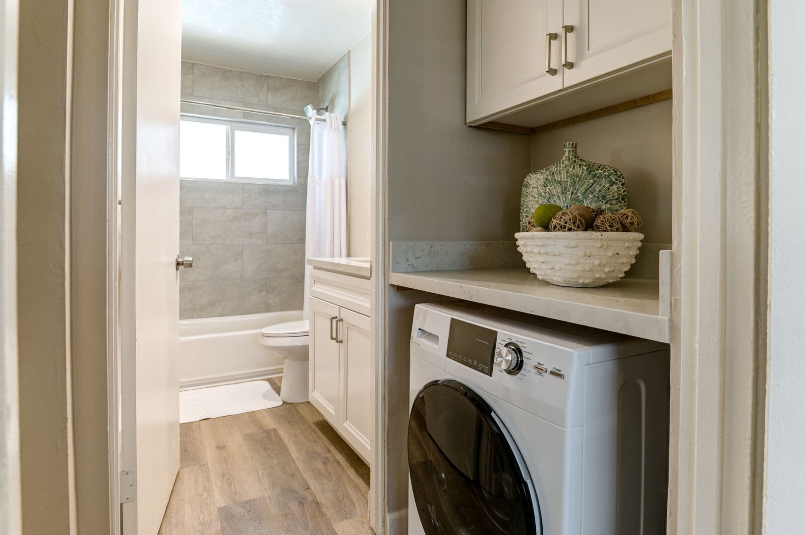 Poway Apartment: 13221 Carriage Road