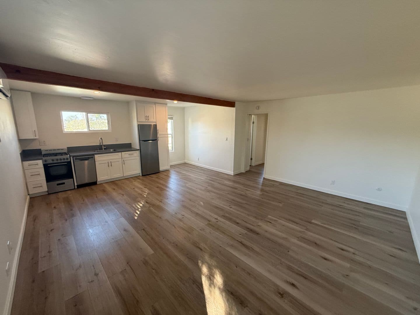 San Diego Apartment: 4582 Maryland Street