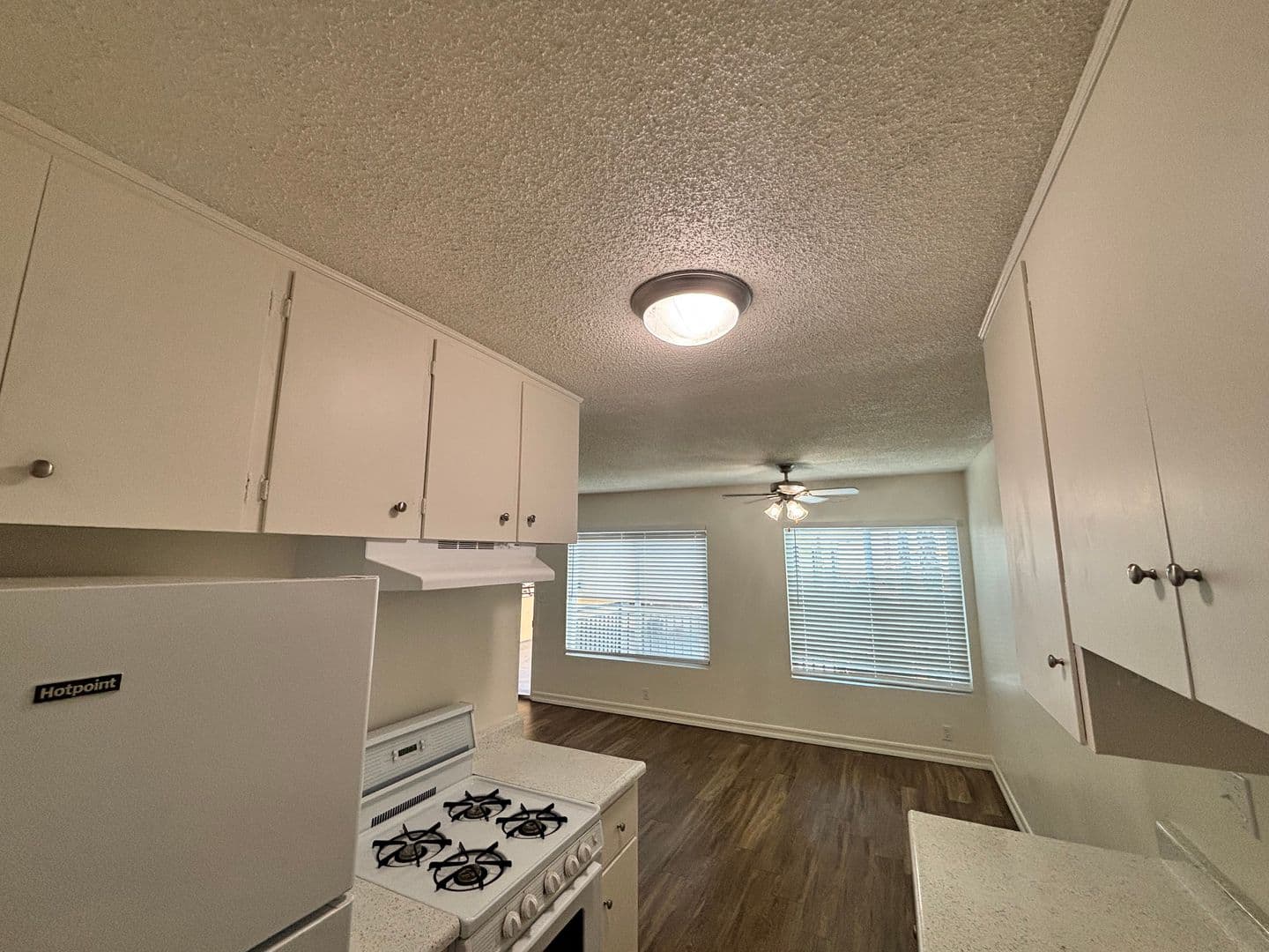 San Diego Apartment: 5722 University Avenue