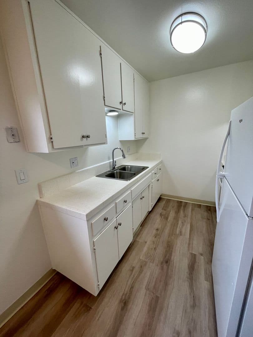 Imperial Beach Apartment: 1357 Elder Avenue