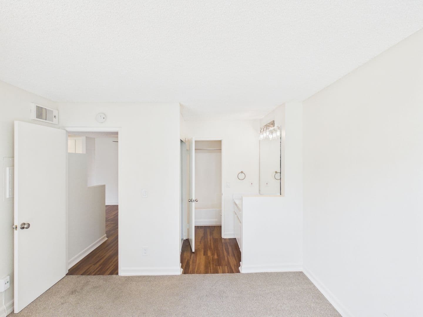San Diego Apartment: 3746 Alabama St