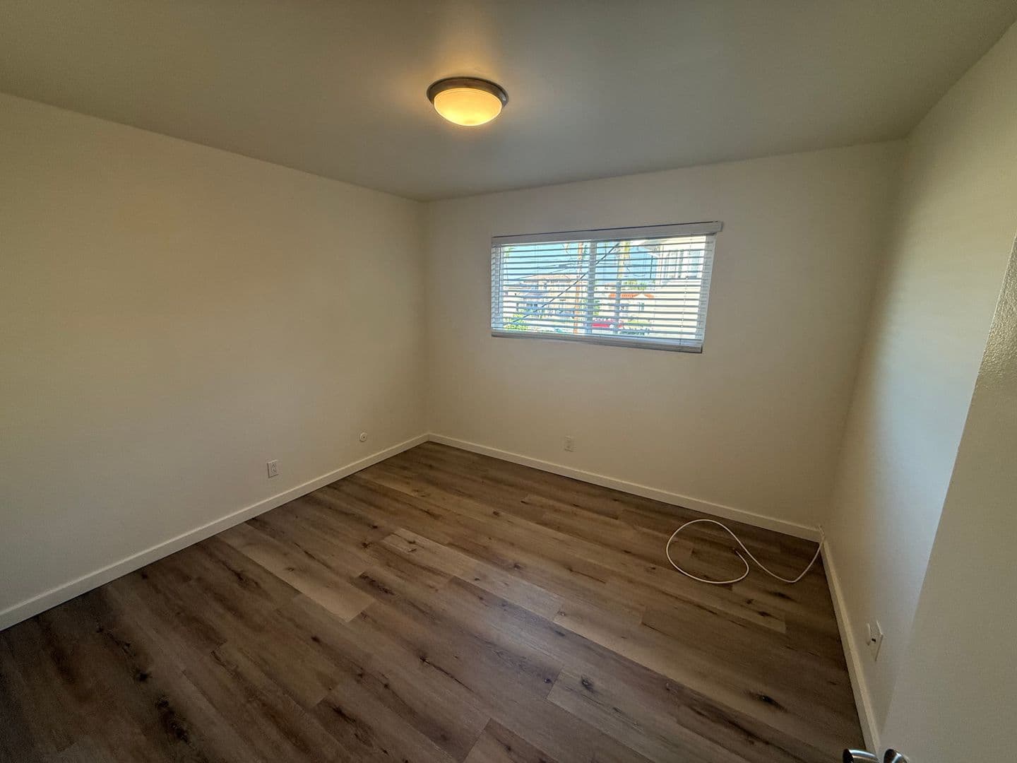 San Diego Apartment: 4582 Maryland Street