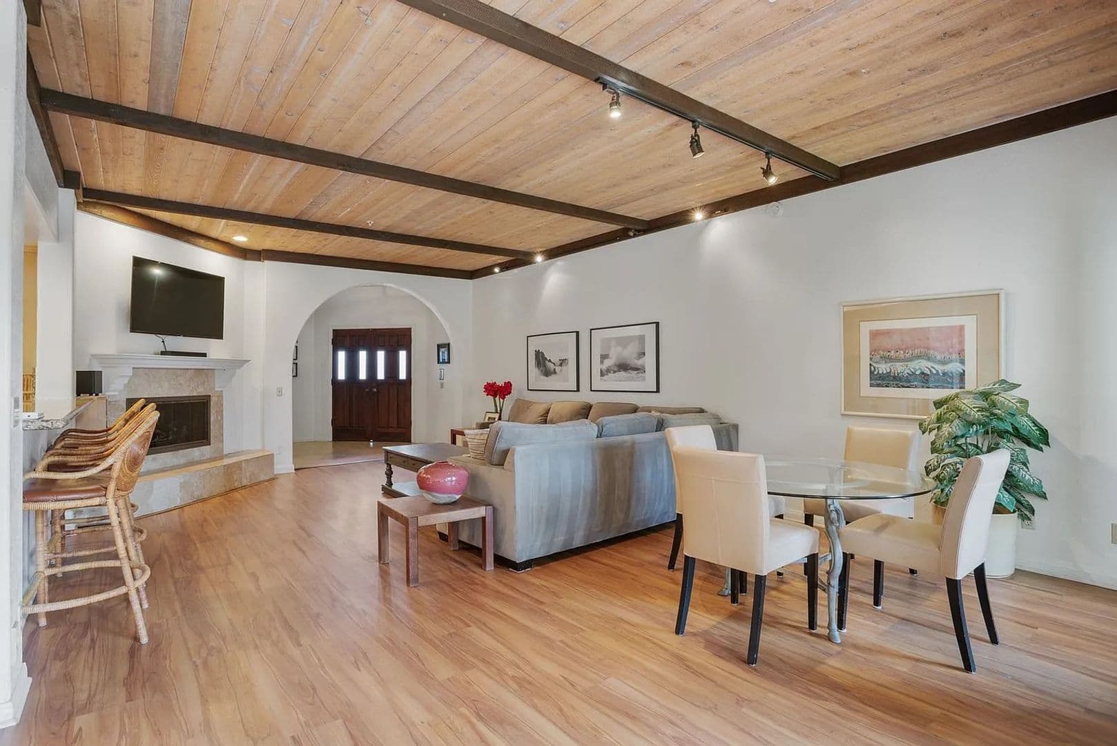 Encinitas Apartment: 120 5th Street