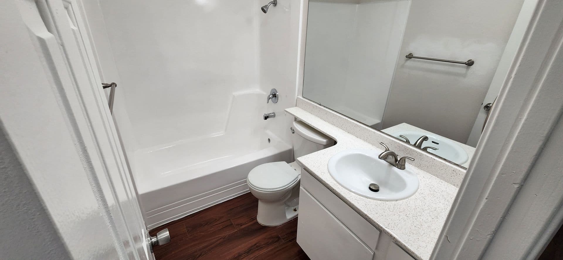 Poway Apartment: 13326 Community Road