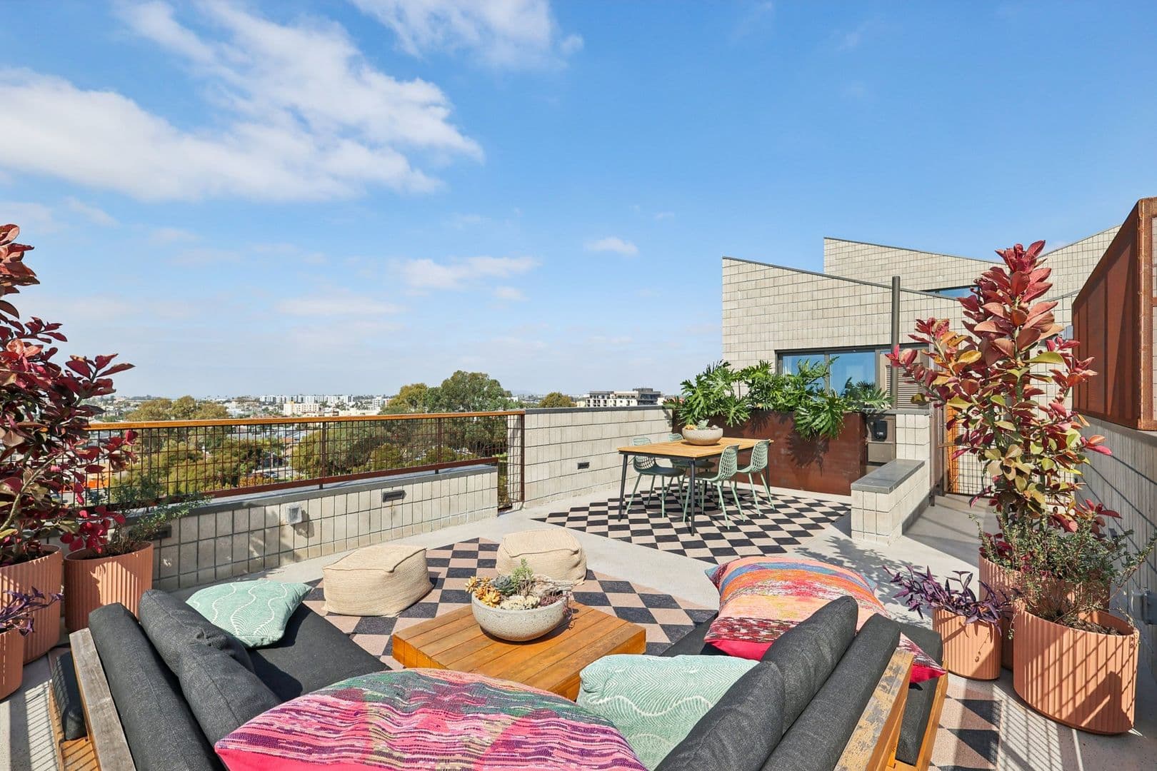 San Diego Apartment: 2820 Polk Avenue