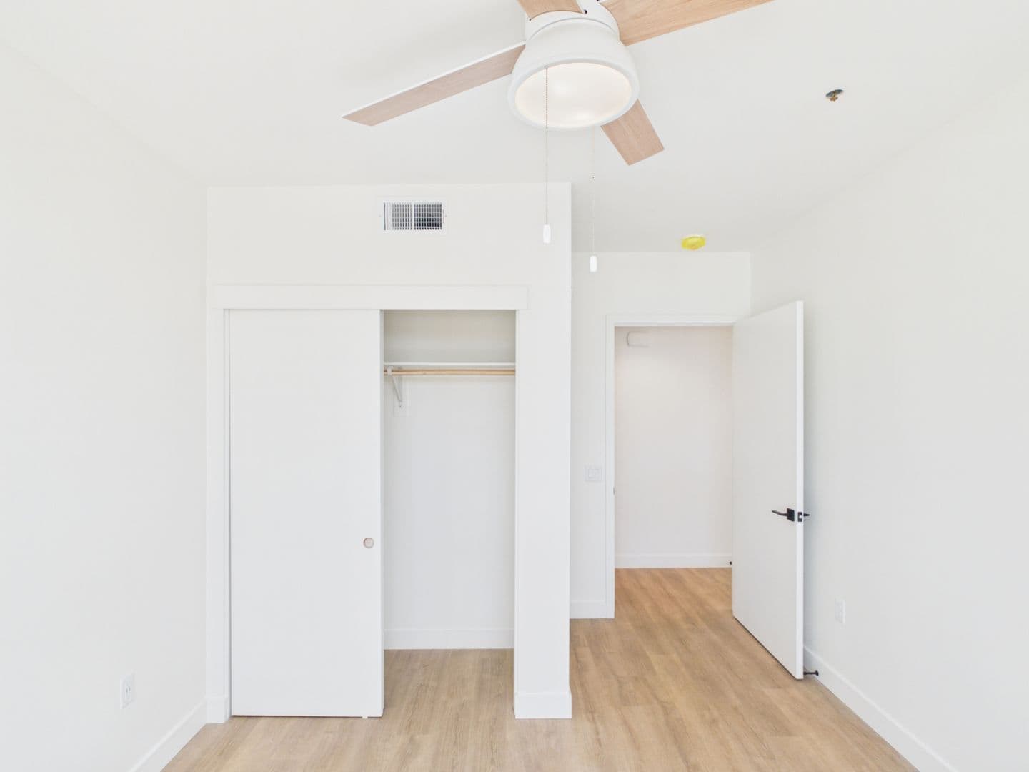 San Diego Apartment: 3104 3rd Ave